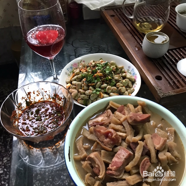 孩子爱吃的火腿猪脚萝卜