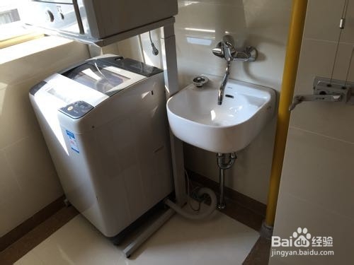 阳台洗衣机洗手盆下水管道安装方法