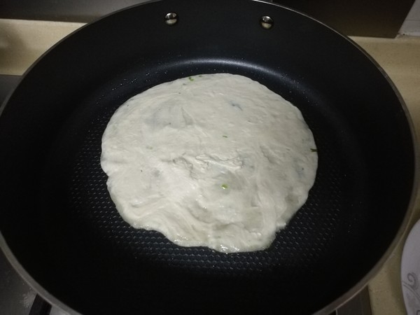 手抓饼卷鸡丝大拌菜丘比沙拉汁