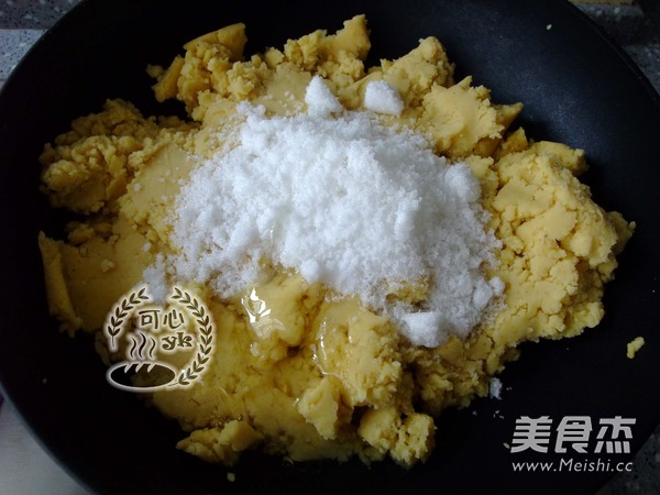 惊艳喜庆的红曲双色绿豆糕