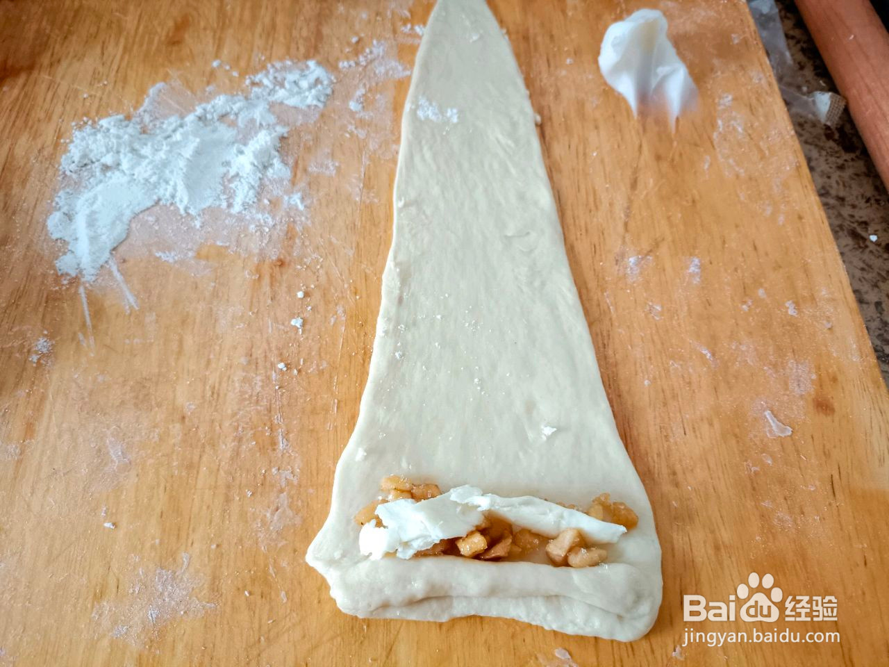 苹果奶酪手撕牛角包的做法