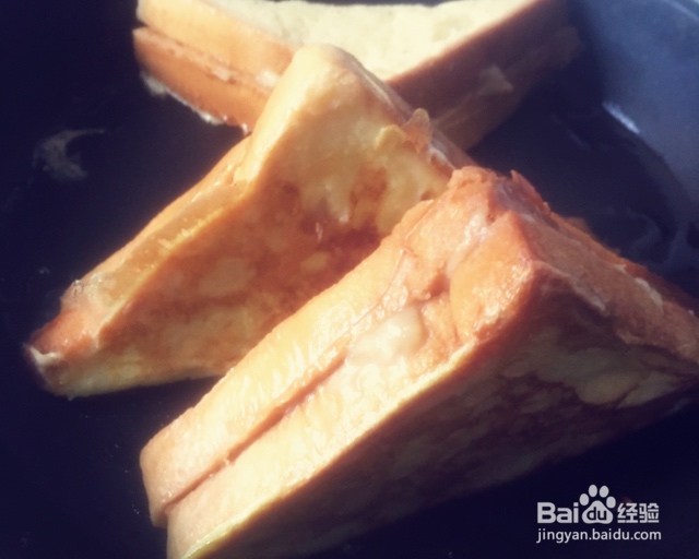 味道绝美的法式吐司花生酱香蕉三明治