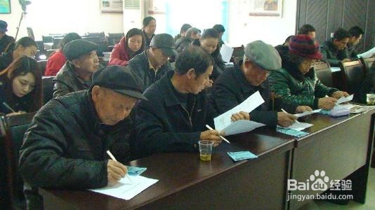 如何取得中高级职称证书