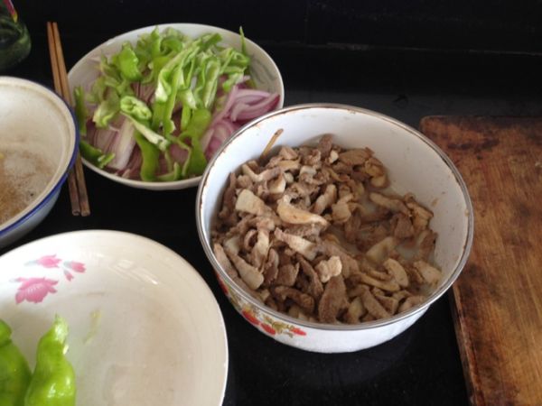 青椒洋葱炒肉丝