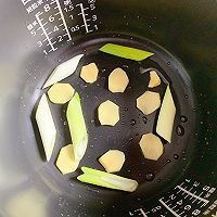 在家制作美味的电饭煲鸡肉