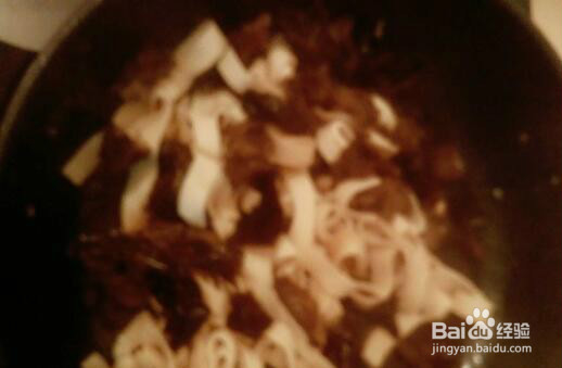 木耳拌豆皮怎么做？