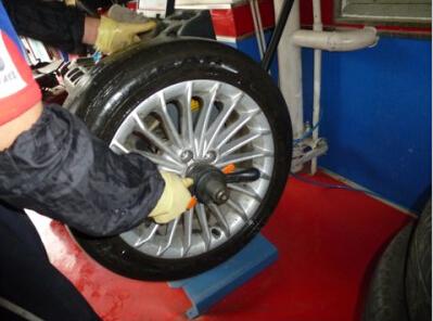 为什么要给轿车轮胎做动平衡