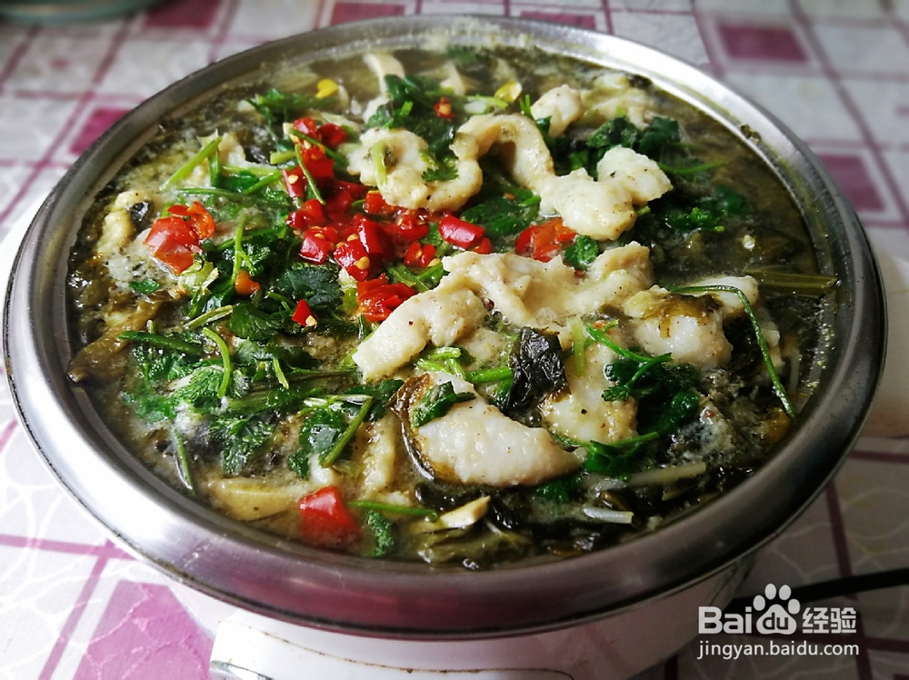 吃光光的酸菜巴沙鱼火锅