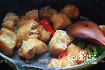 豆豉辣炒油条的做法