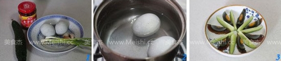 剁椒黄瓜皮蛋的做法