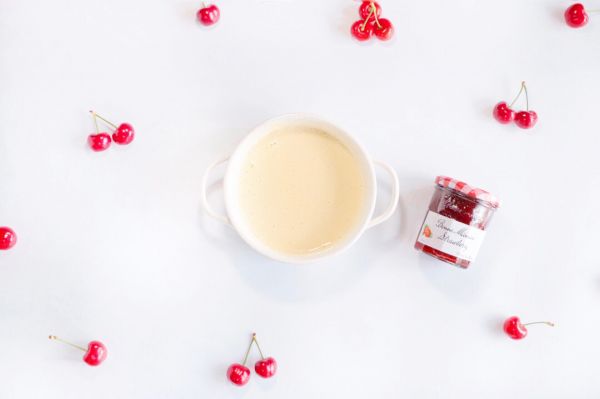 草莓糯米华夫饼