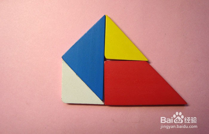 九巧板如何拼出梯形的图形