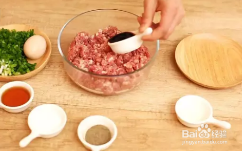 一口一个生煎包，如何做生煎包