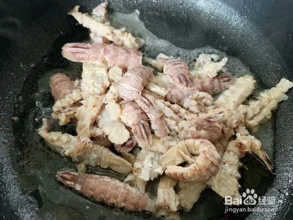 秋葵炒皮皮虾