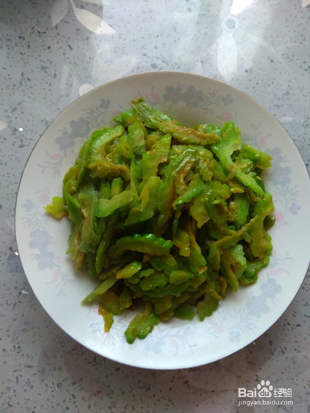 清炒香辣苦瓜片