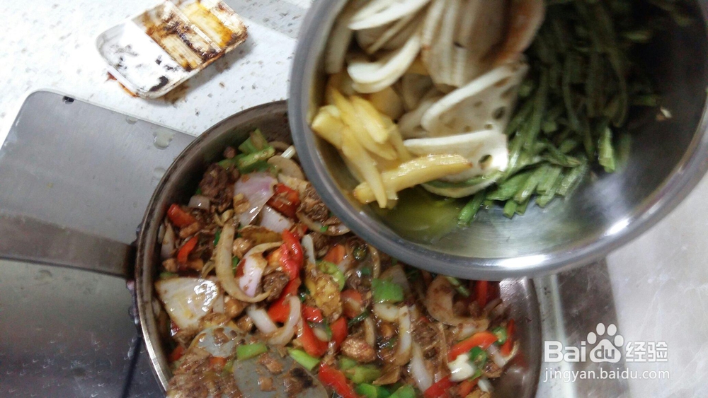 美食教学之四川特色_干锅兔肉!