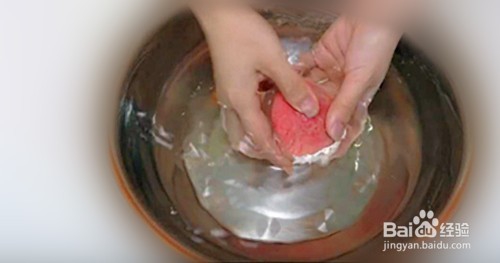 如何快速去除桃毛