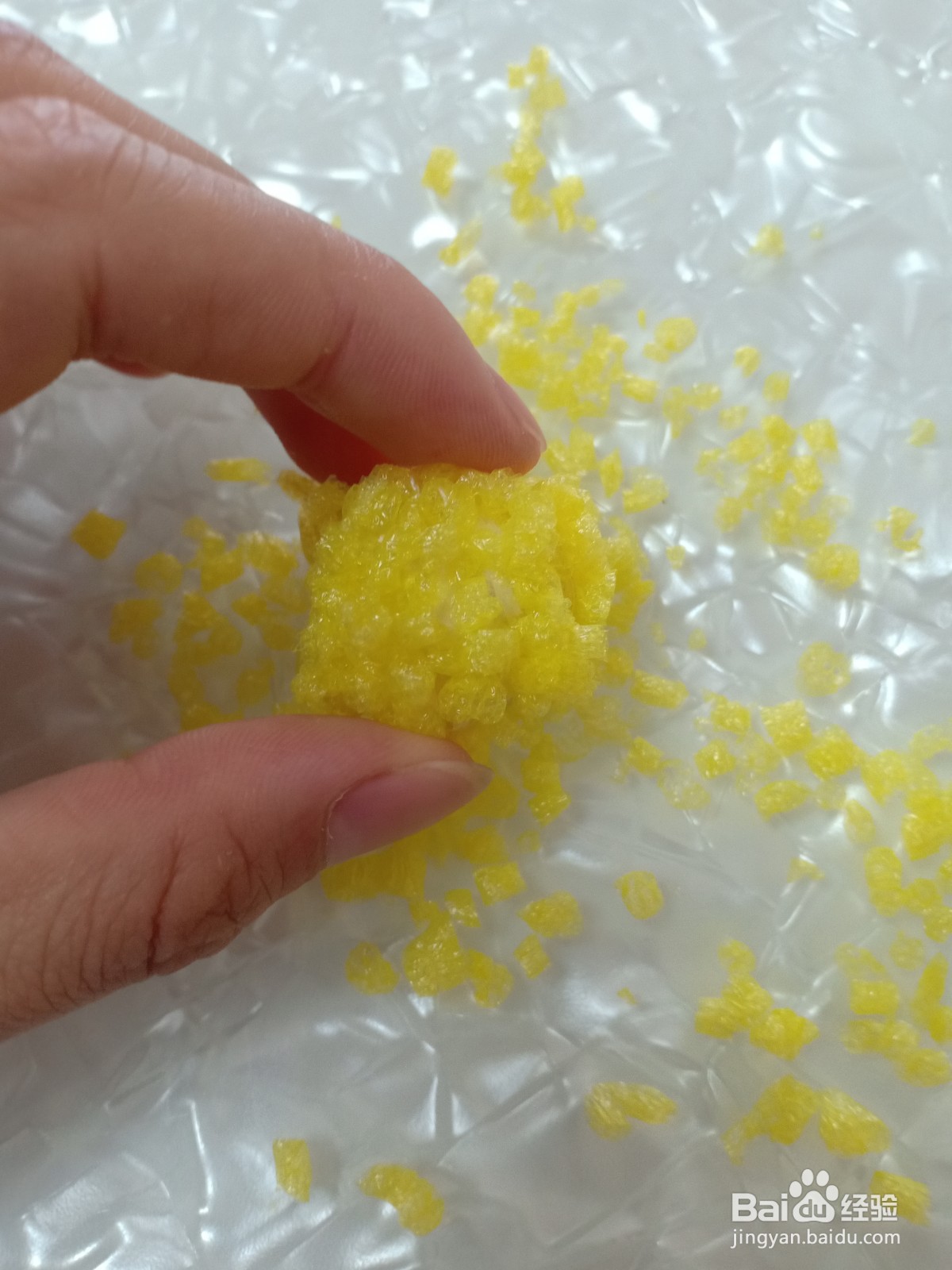 泡沫网怎么做手工 小雪球