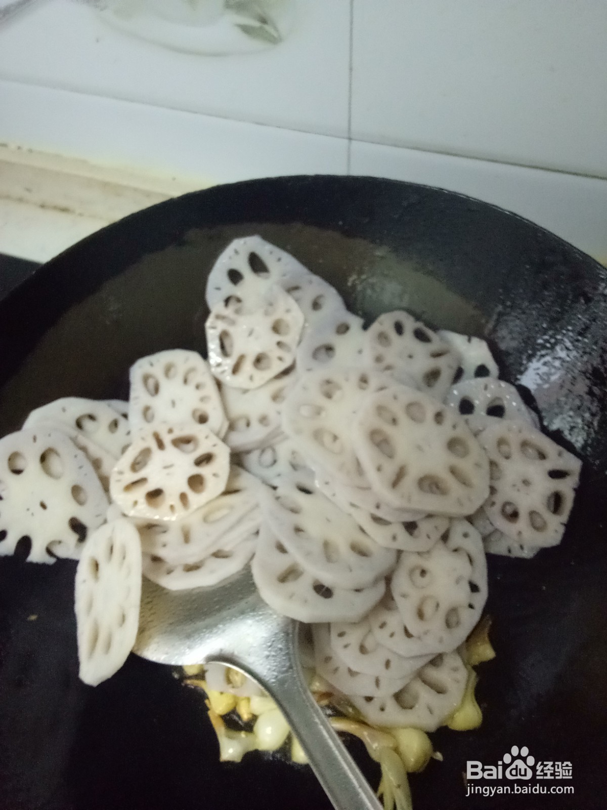 莲藕炒鸡蛋干