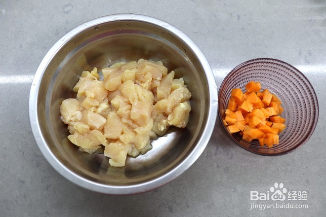 玉米粉鸡肉肠的做法