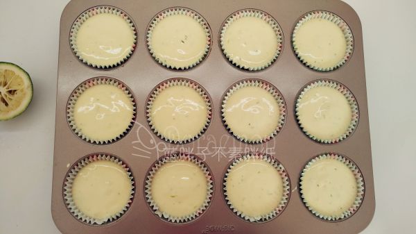 青柠海绵纸杯蛋糕