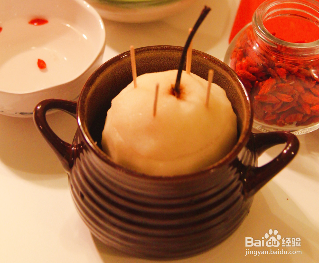 冰糖炖梨的做法