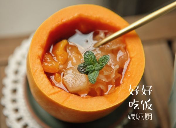 红枣木瓜银耳炖雪梨