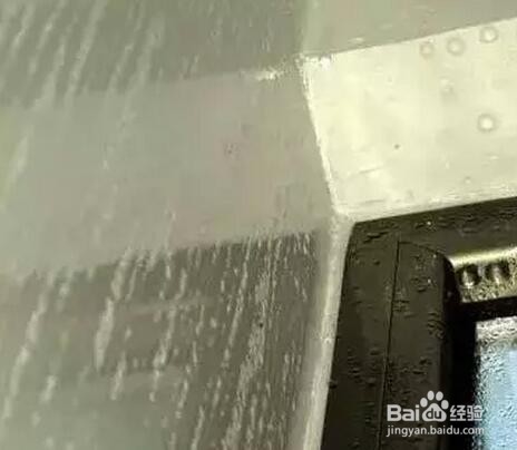 墙壁发霉的处理方法