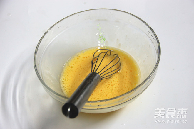 秋葵蒸水蛋的做法