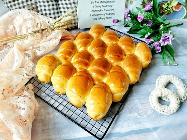 柔软拉丝牛角面包