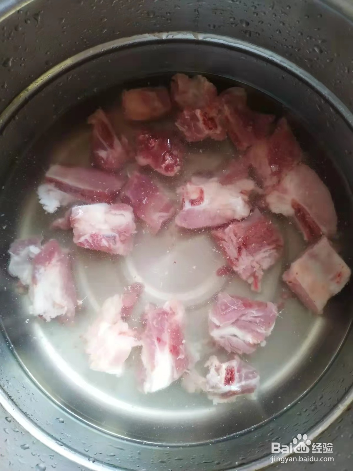 玉米茶树菇排骨汤
