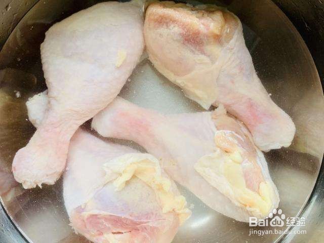 鸡腿肉炖土豆的做法