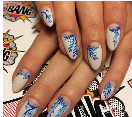 12个秋冬季指甲彩绘灵感 为你带来华丽节日气氛