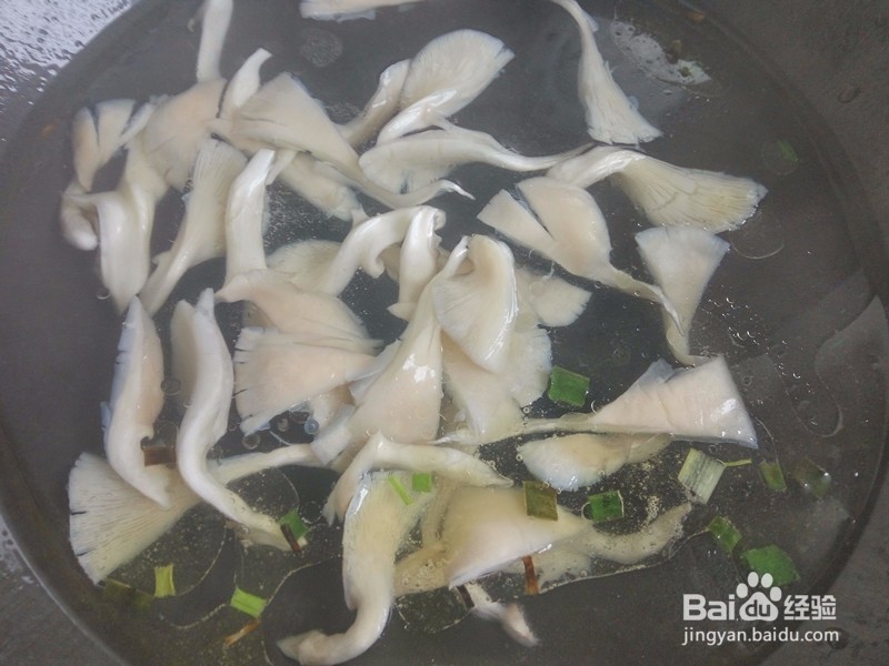 平菇鸡蛋汤怎么做