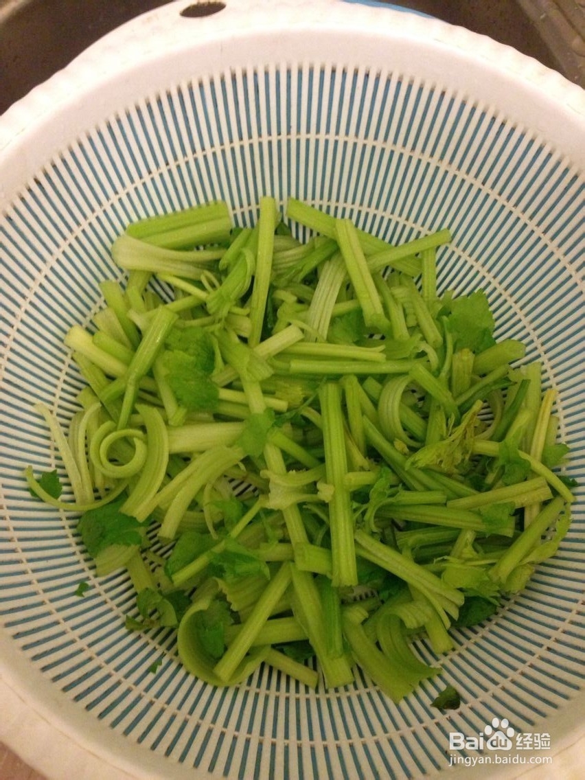 降压通便小炒：芹菜炒肉