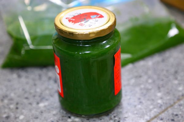 咸蛋黄肉松青团和红豆沙青团超级详细