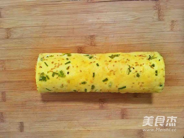 葱香肉松面包卷