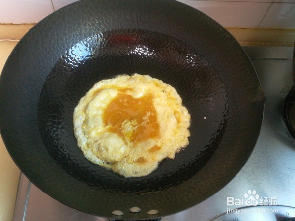 如何制作韭苔鸡蛋炒虾仁