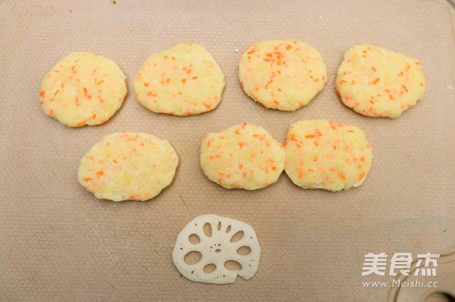 秋藕土豆饼 宝宝健康食谱