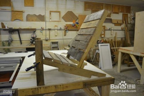 用回收材料diy木椅子 百度经验