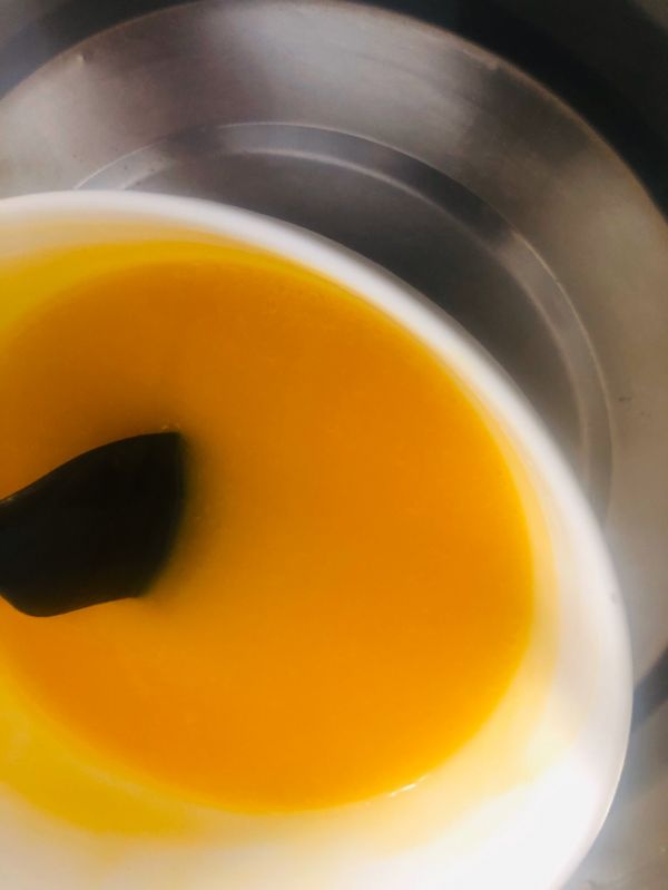 椰浆芒果慕斯蛋糕