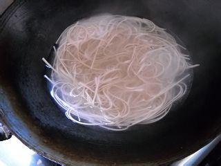 【菜谱换礼2】腊肠青菜炒面