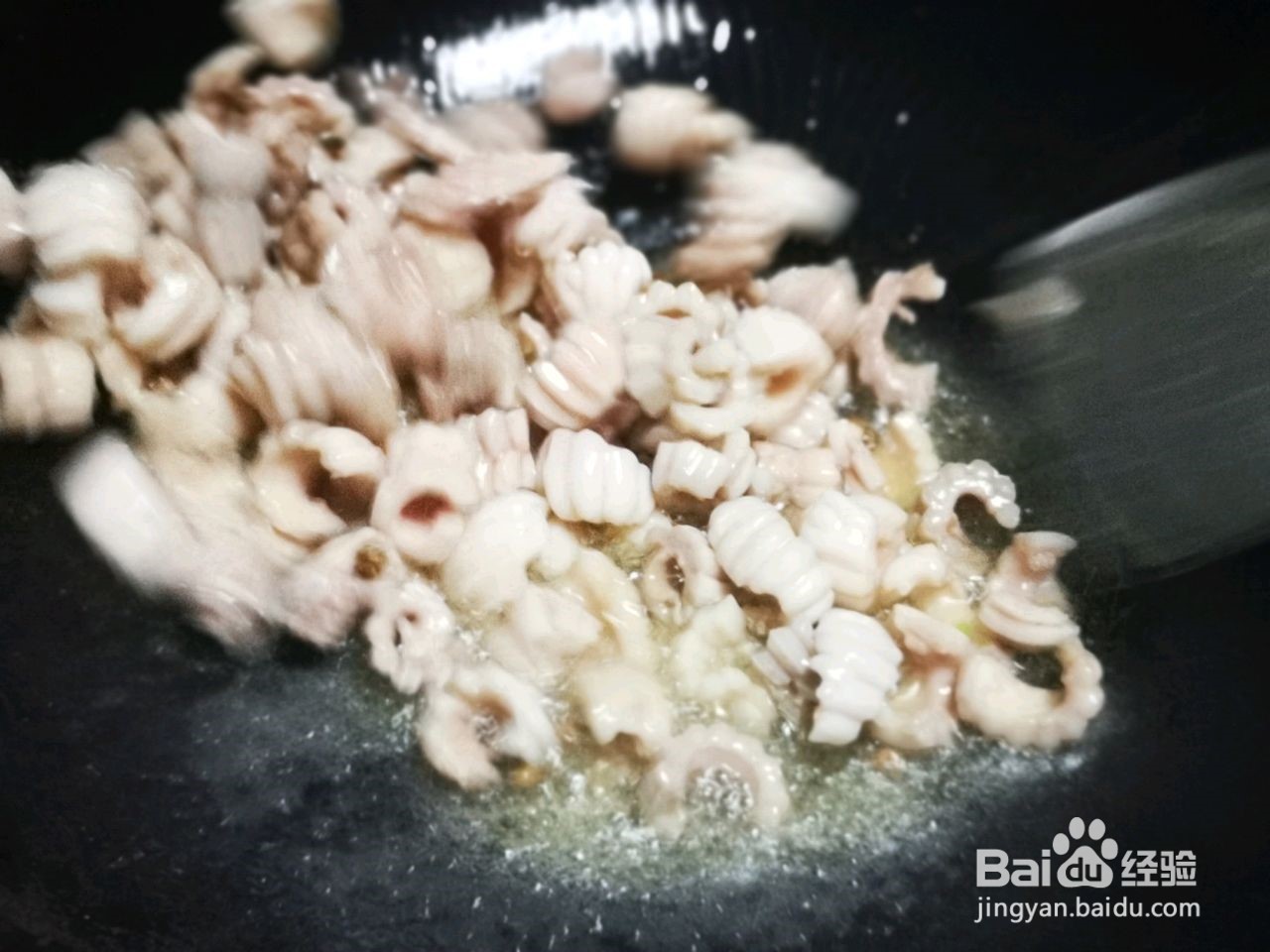 火爆天梯怎么做