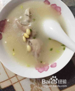 猪脚黄豆汤的制作步骤