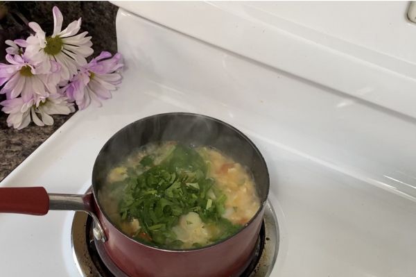 番茄菠菜三文鱼汤