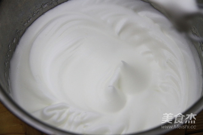 松柔绵软的酸奶蛋糕