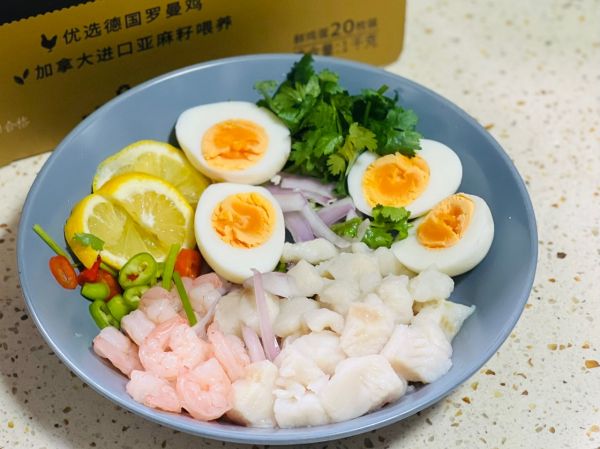 泰式酸辣捞汁虾仁巴沙鱼