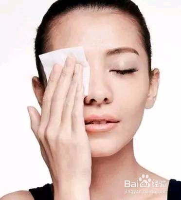 爽肤水的正确护肤手法