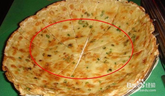 如何快速做葱花油饼？