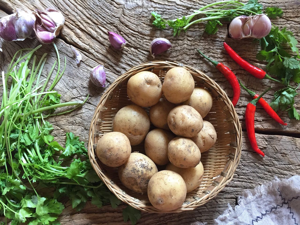 炕小土豆最简单的做法 ，快来学学吧！